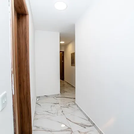 Modern 2-bedroom With Terrace - By Hostmt Apartment St. Paul's Bay