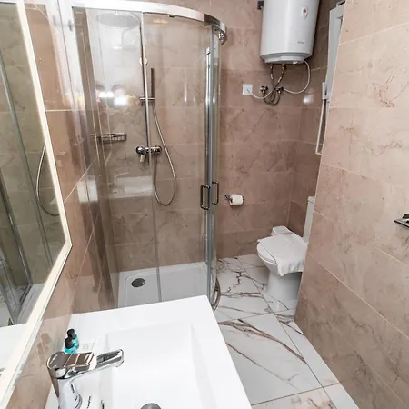 Modern 2-bedroom With Terrace - By Hostmt Apartment St. Paul's Bay