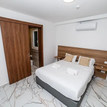 Apartment Modern 2-bedroom With Terrace - By Hostmt St. Paul's Bay