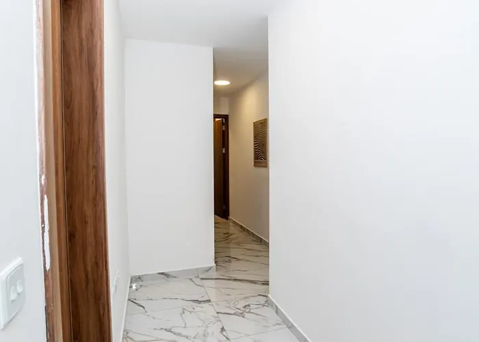 Modern 2-bedroom With Terrace - By Hostmt 公寓 圣保罗湾城