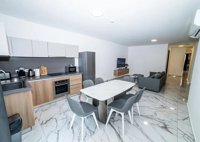 公寓 Modern 2-bedroom With Terrace - By Hostmt *